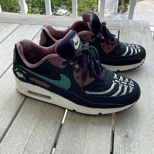 Nike Air Max 90 ‘Siempre Familia’